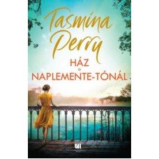 Ház a Naplemente-tónál   14.95 + 1.95 Royal Mail